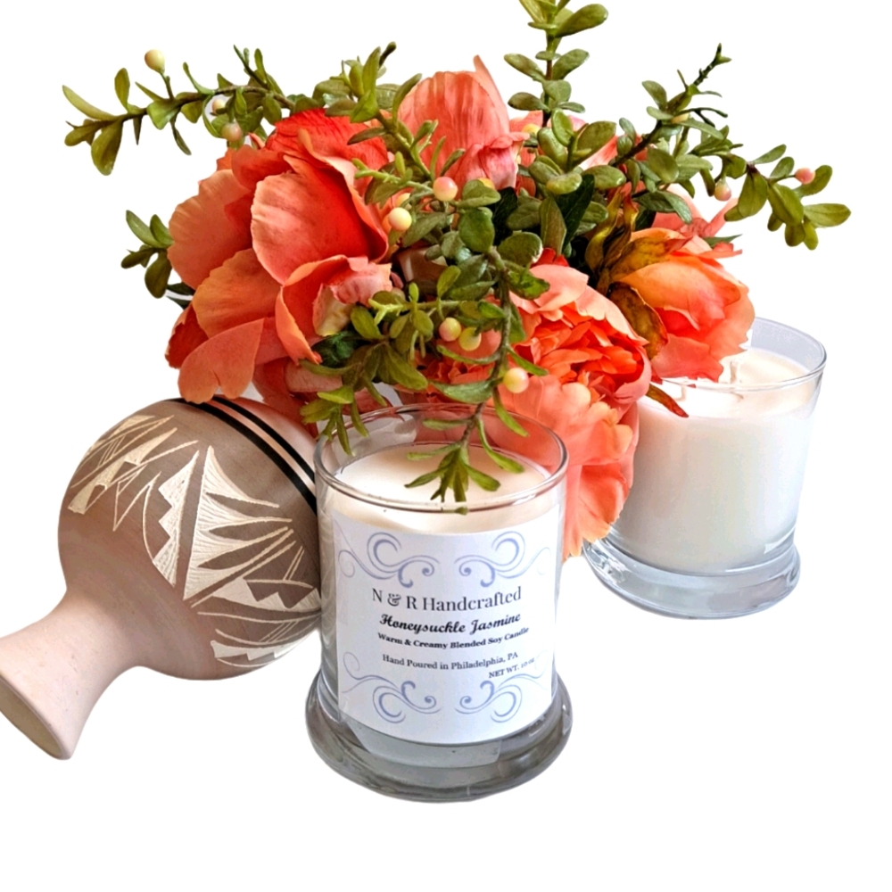Honeysuckle Jasmine Fragranced Soy Candle 10 oz.
